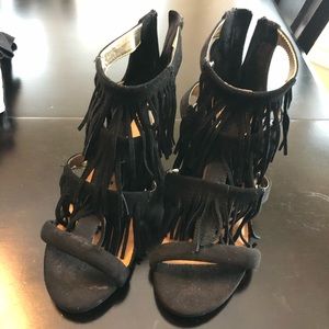 Madden girl fridge wedge 7